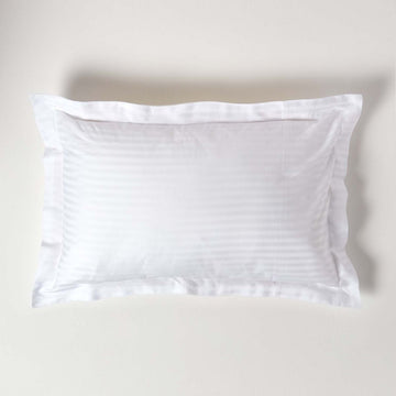 Hotel Pillow