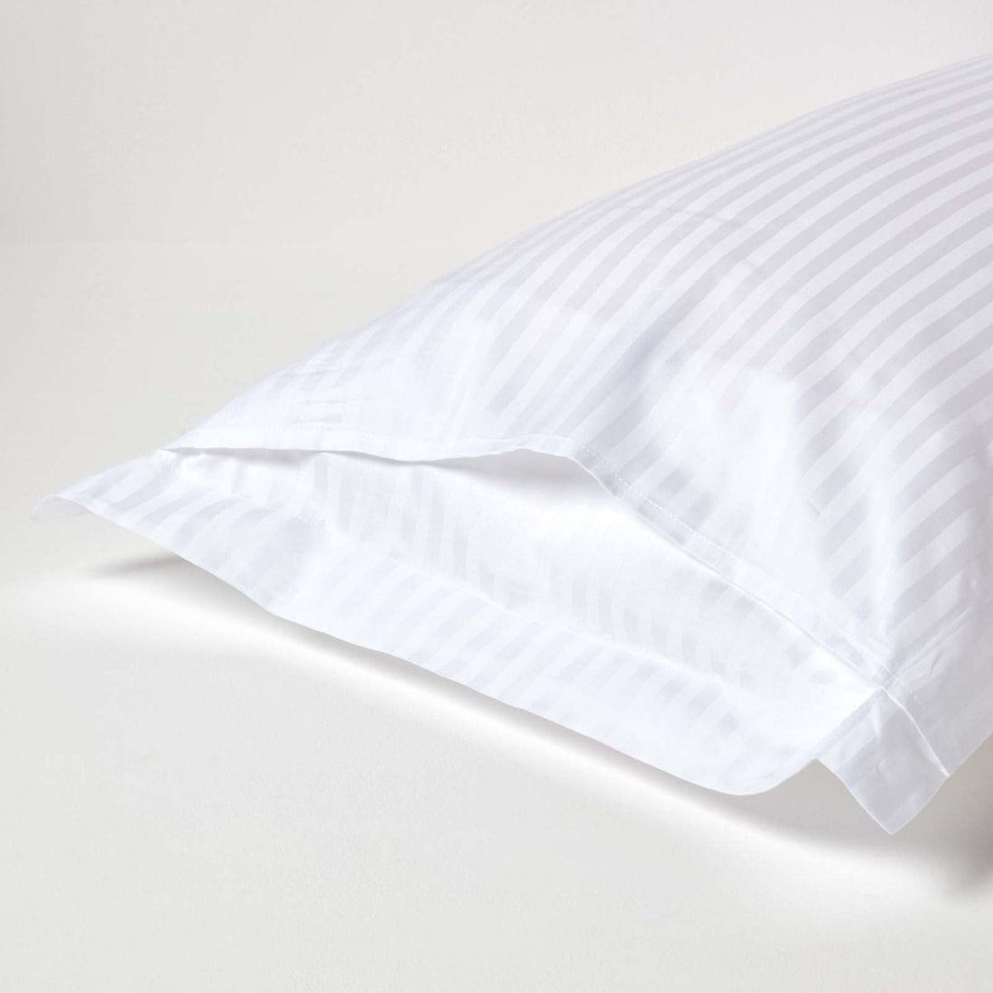 Hotel Pillow